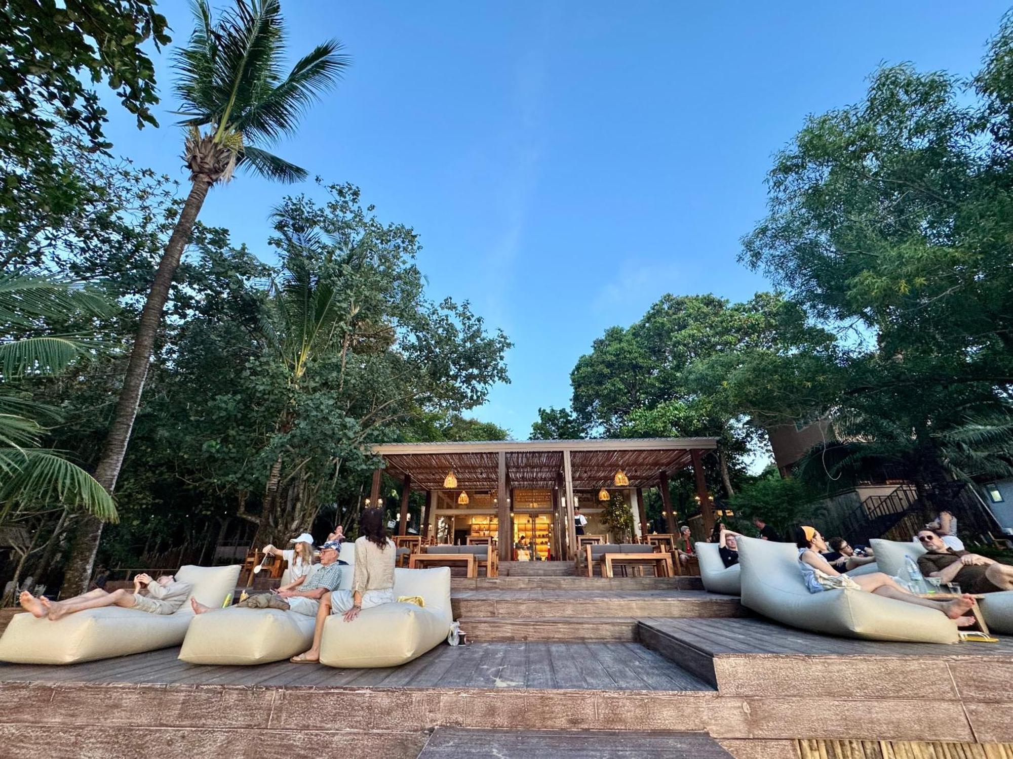 Sunny Cove Beach Resort Koh Phayam Ranong Kültér fotó