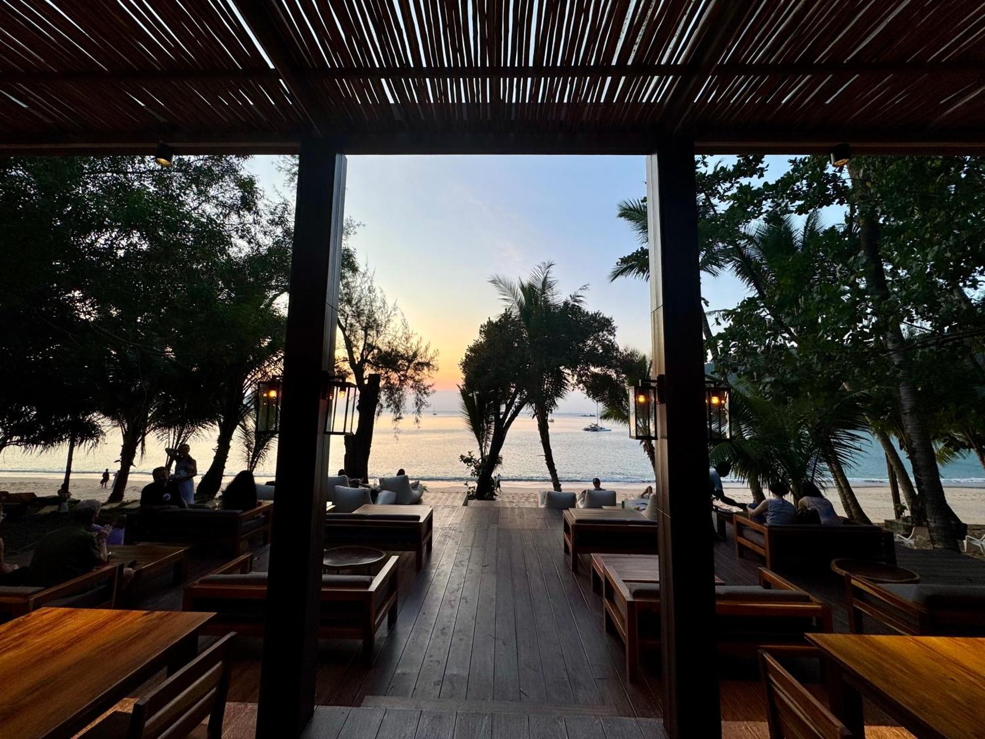 Sunny Cove Beach Resort Koh Phayam Ranong Kültér fotó