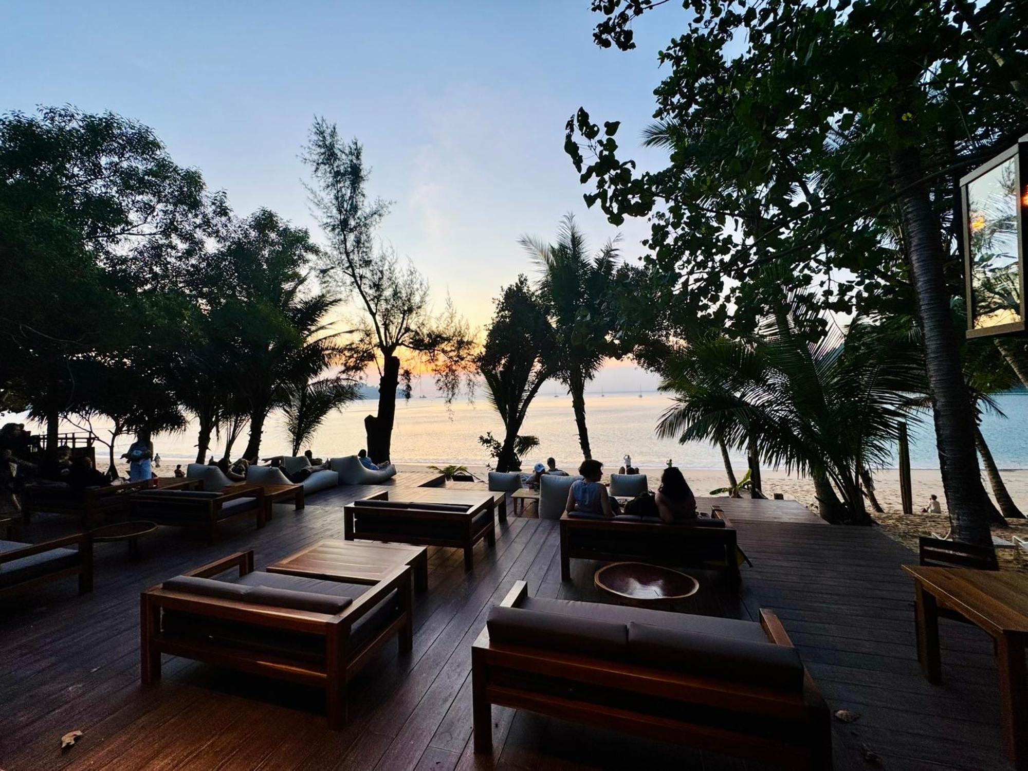Sunny Cove Beach Resort Koh Phayam Ranong Kültér fotó