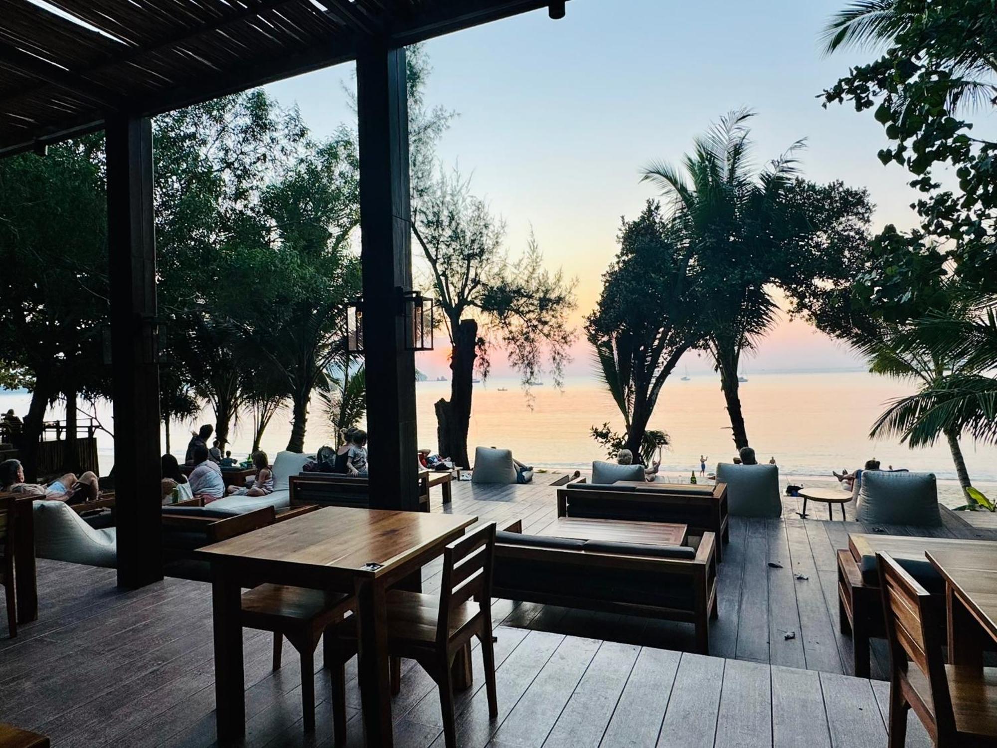 Sunny Cove Beach Resort Koh Phayam Ranong Kültér fotó